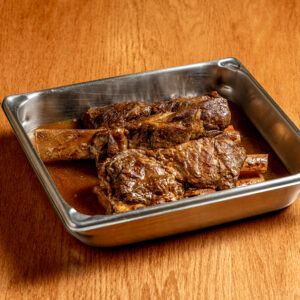 COSTILLA CARGADA DE RES